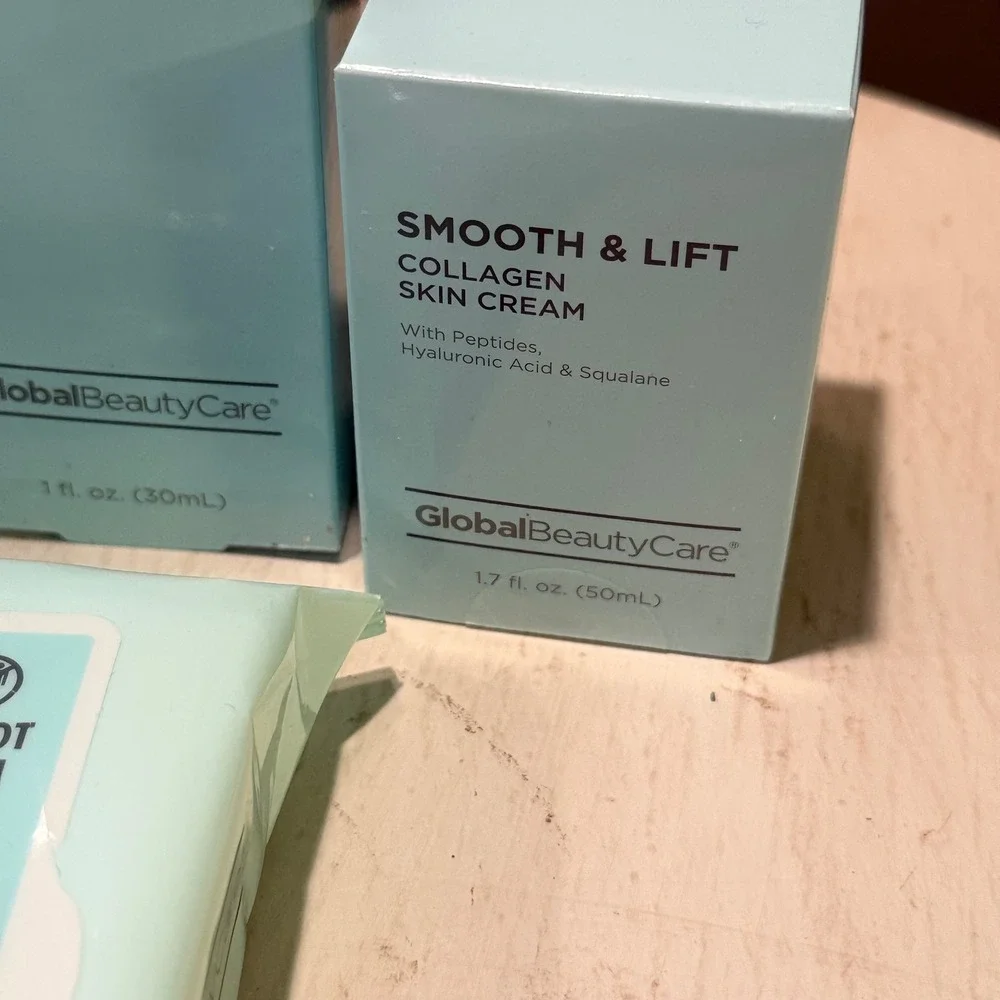 Global Beauty Care Smooth &‎ Lift Collagen Skincare Set